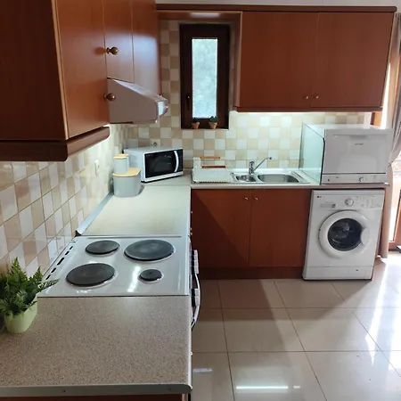 Leondis Apartment *